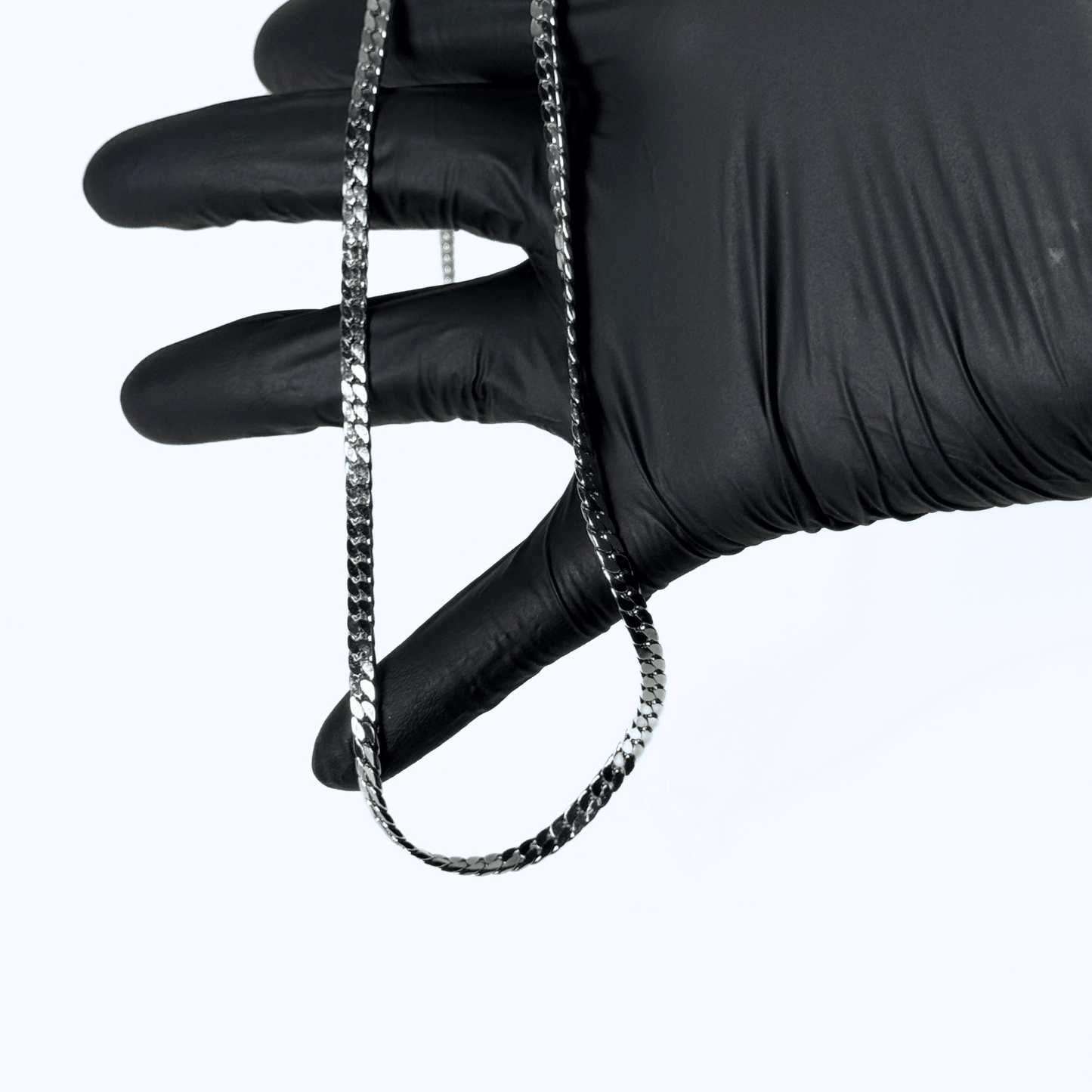Premium Stainless Steel Chain for Men & Women – Rust‑Free Daily Wear (COD Pakistan)