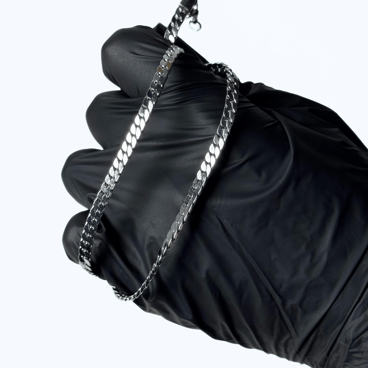 Premium Stainless Steel Chain for Men & Women – Rust‑Free Daily Wear (COD Pakistan)